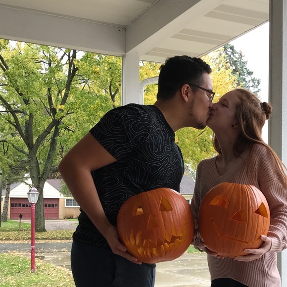 Profile Picture of Emilio Padilla (@emilio1998) on Poshmark