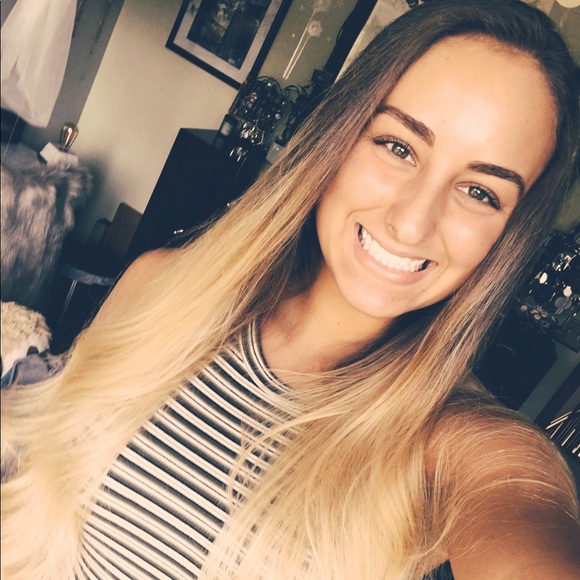 Celeste Knittle - Poshmark Profile Picture of Celeste Knittle (@celestejadyn) on Poshmark