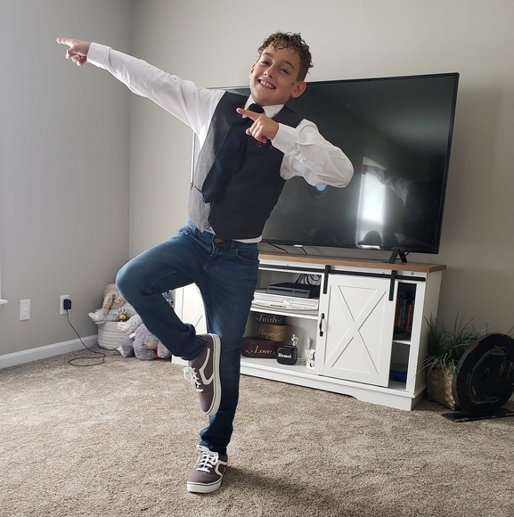 Profile Picture of Kasey Plonski (@kaseyplonski) on Poshmark