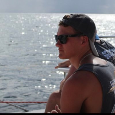 Profile Picture of Blake Wehling (@22Wehling) on Twitter