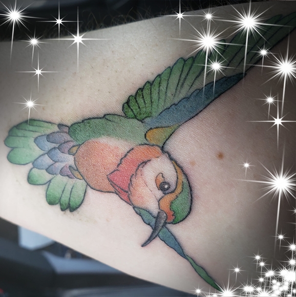 Profile Picture of Robin Bell (@schoolgiggles) on Poshmark