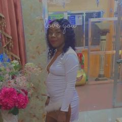 Profile Picture of lisacurl7 (@lisacurl7) on Tiktok