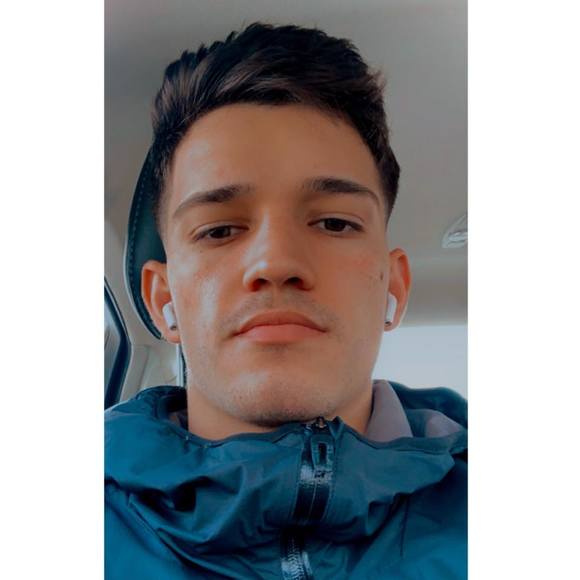 Profile Picture of Pedro Marcus (@samapiopm) on Poshmark