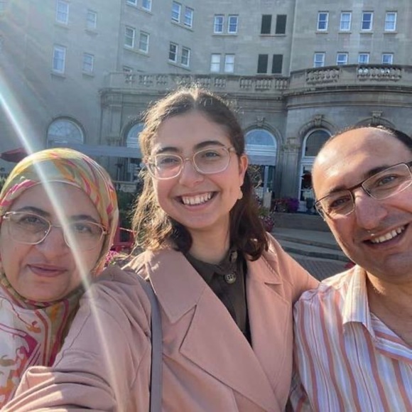 Profile Picture of Azza Zeidan (@azzazeidan) on Poshmark