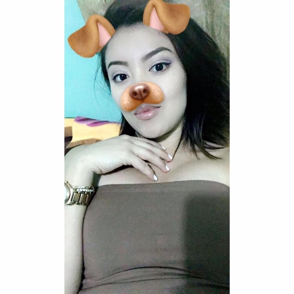 Profile Picture of Fabiola Janabi (@fabiola_janabii) on Poshmark