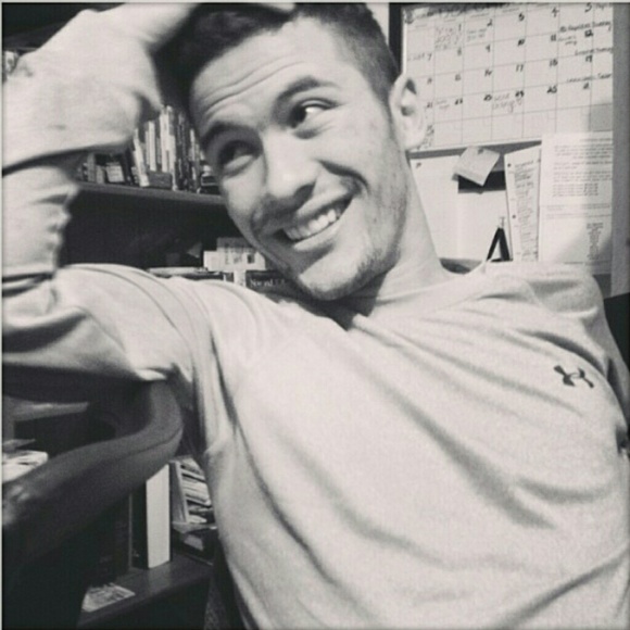 Aaron Lozano - Poshmark Profile Picture of Aaron Lozano (@arlozano) on Poshmark