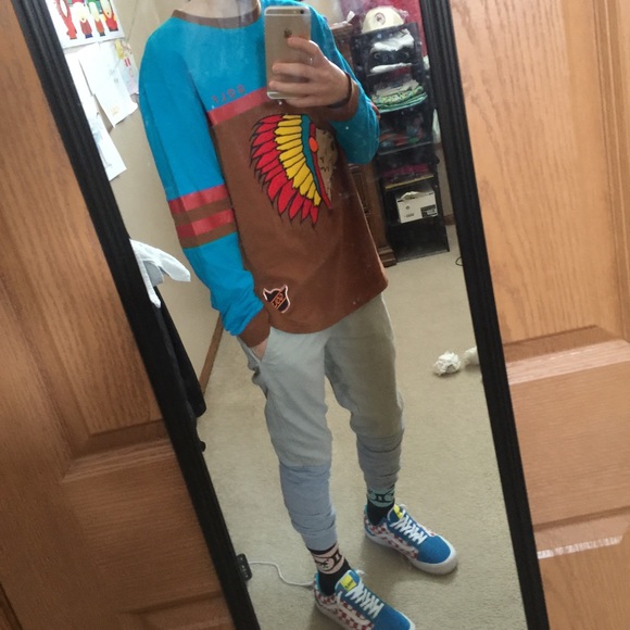 Profile Picture of Jarrod Zemaitis (@golf_boy) on Poshmark