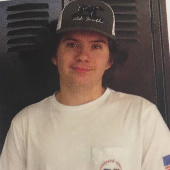 Profile Picture of Zachary Glonek (@zacharyglonek) on Poshmark