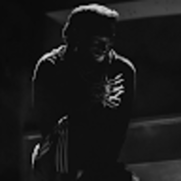 Profile Picture of Erik Ibarra (@ibarraerik) on Poshmark