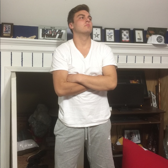 Profile Picture of Ty Gockley (@tyglock) on Poshmark