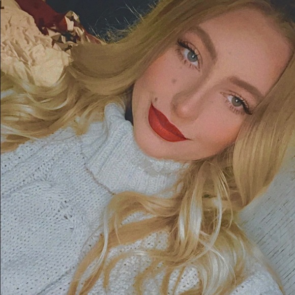 Profile Picture of Sarah Jasso (@xosarah123) on Poshmark