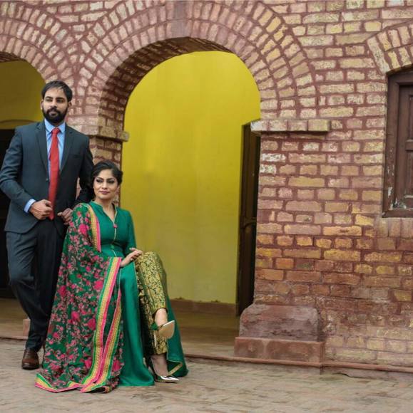 Profile Picture of Manmeet Grewal (@manmeet_324) on Poshmark