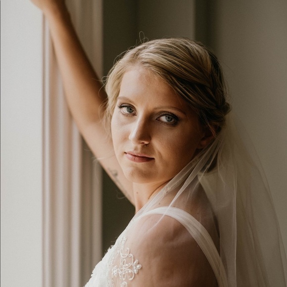 Profile Picture of Arianna Fenwick (@ariannafenwick) on Poshmark