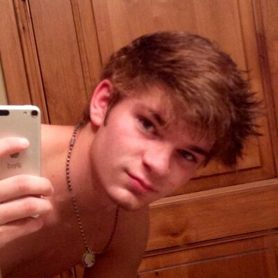 Profile Picture of Todd Hansen Jr (@toddhansen222) on Twitter