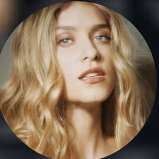 Laura Tobón - Instagram Profile Picture of Laura Tobón (@laura_tobonfc) on Instagram