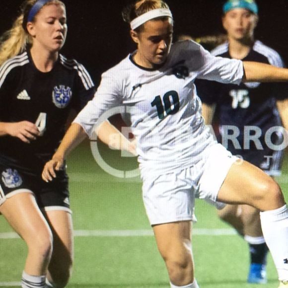 Profile Picture of Karissa Rulander (@karissarulander) on Poshmark