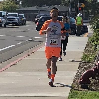 Profile Picture of Young Choi (@WhyBeeSea) on Twitter