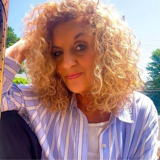 Profile Picture of Kristin Sinclair (@kristinlovretichsinclair) on Instagram