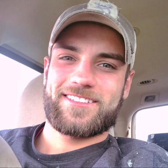 Profile Picture of Jackson Devry (@jacksondv) on Poshmark