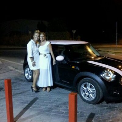 Profile Picture of Mari Bernal (@maribernal15) on Twitter