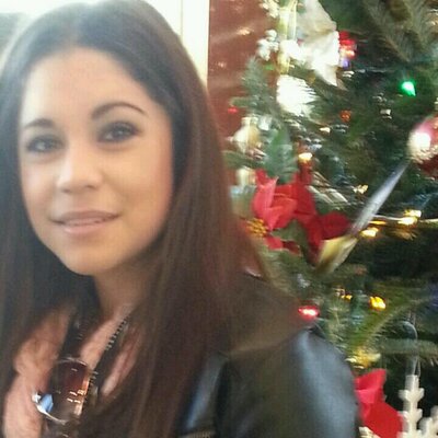 Profile Picture of Myrna Reyes (@myrnareyes123) on Twitter