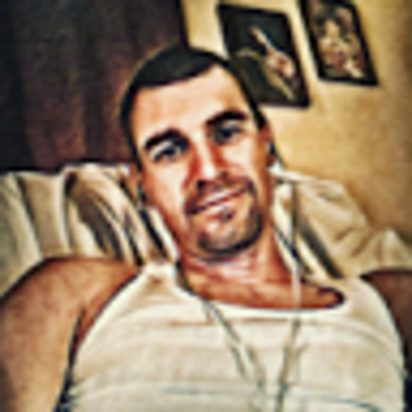 Profile Picture of Dannyboi Matthews (@dannyboi2840) on Poshmark