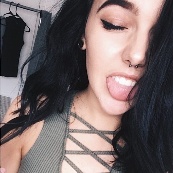 Profile Picture of Macie Hannick (@maciehannick) on Poshmark