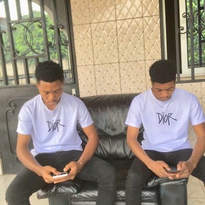 Profile Picture of Jb Et Fox (@JbetFox1) on Twitter