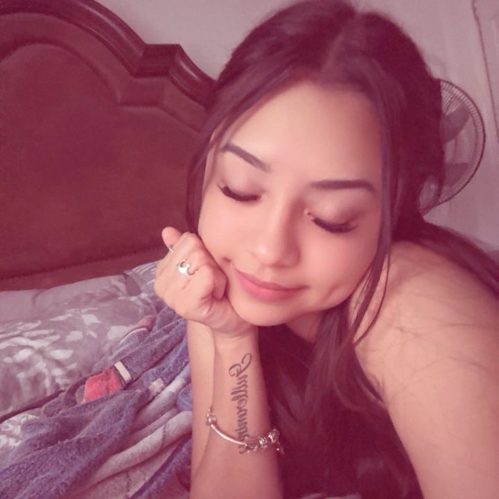 Profile Picture of Kristin💗 (@clarissa_kristin) on Tiktok