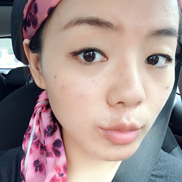 Profile Picture of Yu Zhan (@yuzhan618) on Poshmark