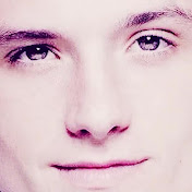 Profile Picture of John Hutcherson (@JohnHutchson) on Youtube