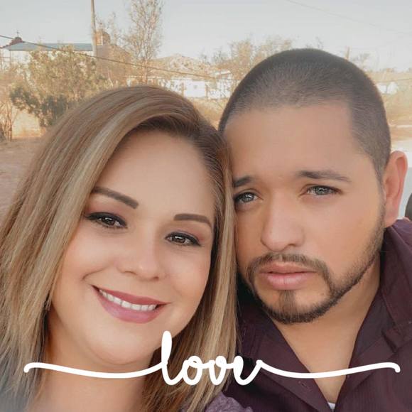 Profile Picture of Xochitl y enrique Saenz (@xbarrazae) on Poshmark