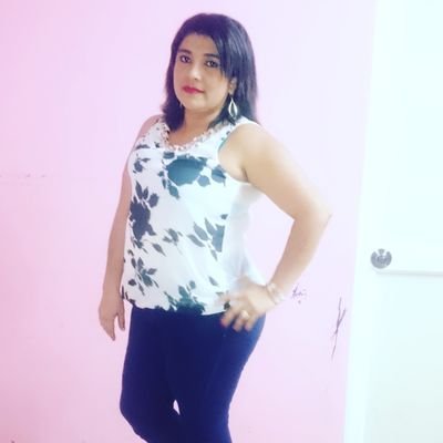 Profile Picture of Jenny Cueva (@jennybebec) on Twitter