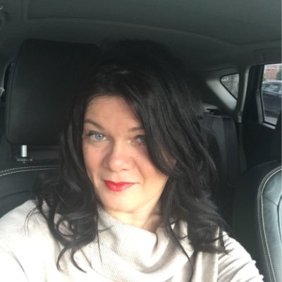 Profile Picture of Helen Connelly (@H6LNC) on Twitter