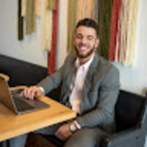 Profile Picture of Maxwell Hodge (@maxwellhodge) on Poshmark