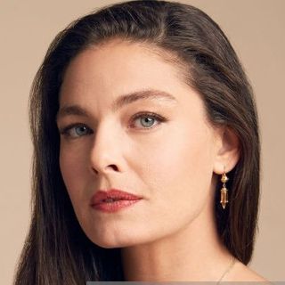 Profile Picture of Alexa Davalos (@davalosalexa) on Instagram