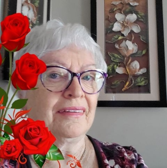 Profile Picture of Francoise Despres (@frank5310) on Poshmark