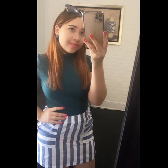 Profile Picture of Mariela Ramos (@mariela030895) on Poshmark