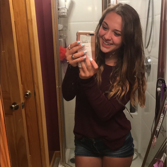 Profile Picture of Jordan Conklin (@jconklinn) on Poshmark