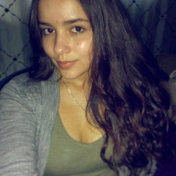 Profile Picture of Ashley Buffo (@ashleybuffo) on Poshmark