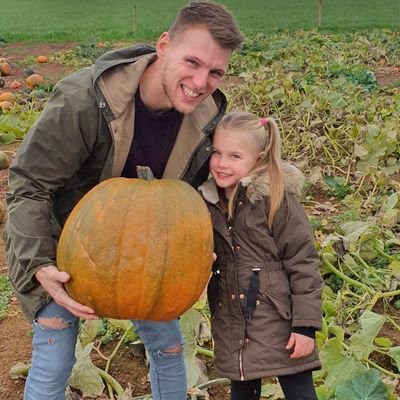 Profile Picture of Jonathan Hull (@jonnyhull7) on Twitter