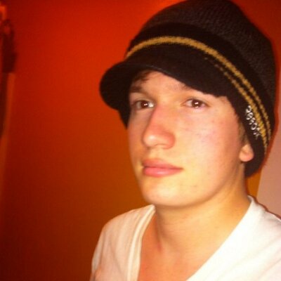 Profile Picture of Travis Benoit (@fiddleman22) on Twitter