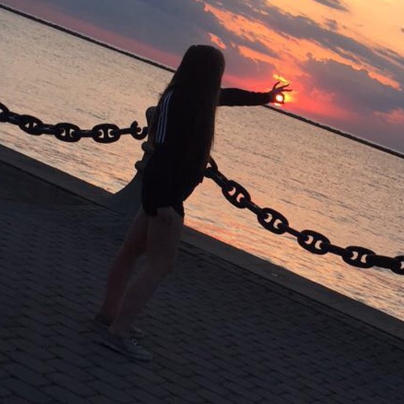 Profile Picture of Angelina Lagunzad (@a_lagunzad) on Poshmark