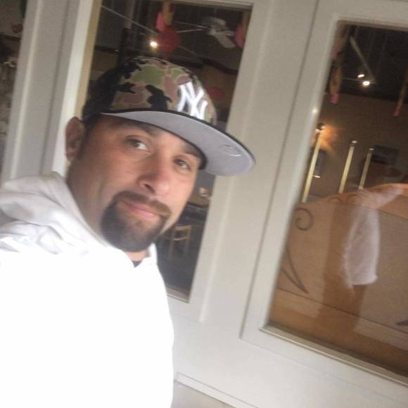 Profile Picture of Steve Gastelum (@steveg777) on Poshmark