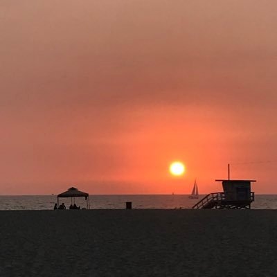 Profile Picture of Justina Moore (@justinamoore18) on Twitter