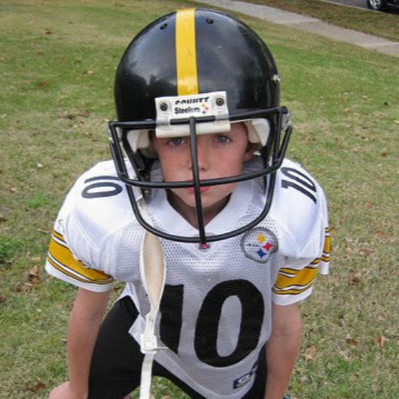 Profile Picture of Aiden Spaeder (@aidenspaeder) on Poshmark