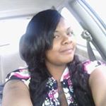 Profile Picture of Angelique Williams (@mz._moneybagz) on Instagram