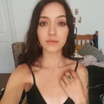 Profile Picture of alicepoppytm (@alicepoppytm) on Instagram