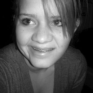 Profile Picture of Tiffany Bailey (@tiffanyylaurenn) on Myspace