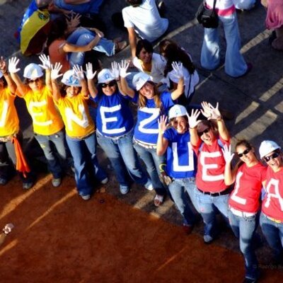 Profile Picture of Genesis Escobar (@genesisescobar8) on Twitter